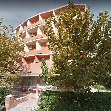 Hotel Marcus Cesenatico Exteriör bild