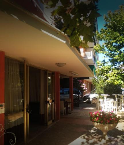 Hotel Marcus Cesenatico Exteriör bild