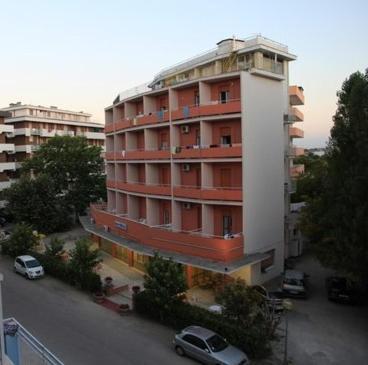 Hotel Marcus Cesenatico Exteriör bild